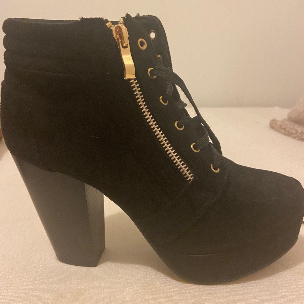 Chunky heel lace up platform heels
